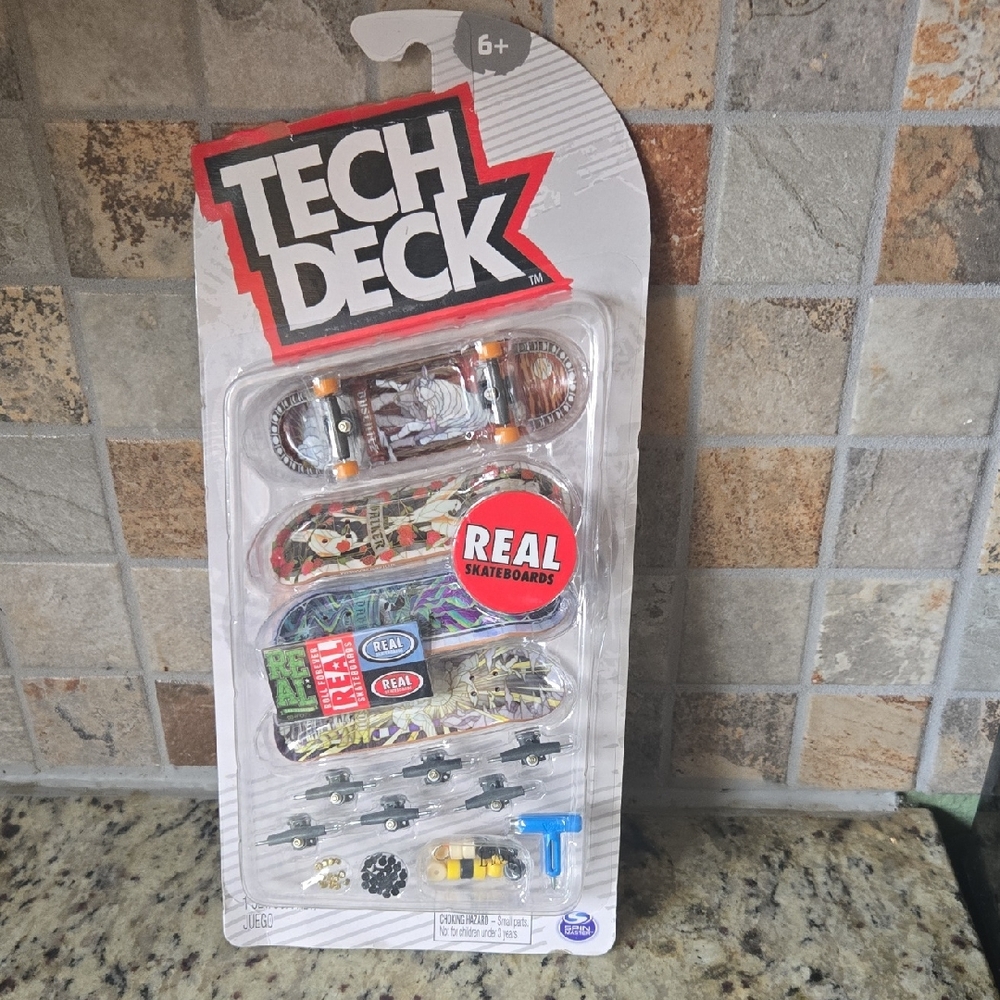 Tech Deck REAL Skateboards